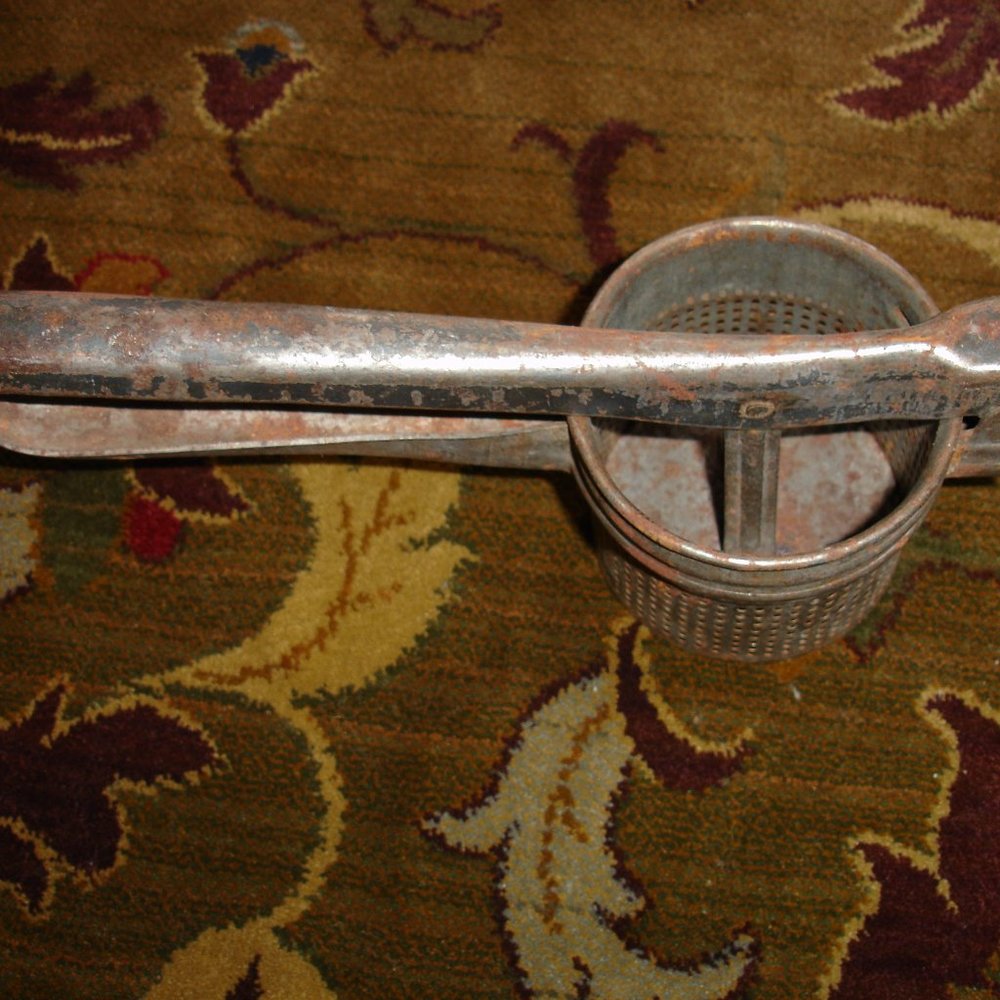 Vintage Potato Ricer - Kitchen Primitive - Antique Potato Ricer